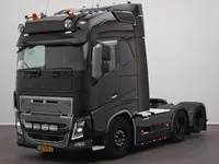 Volvo FH16 750 6X2 yuk mashinasi
