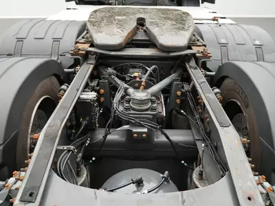 Volvo FH16 750 6X2 yuk mashinasi