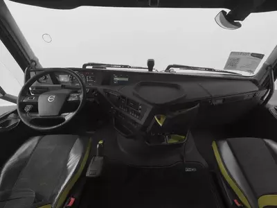 Volvo FH16 750 6X2 yuk mashinasi