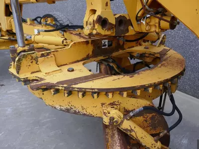 Volvo G720B greyderi