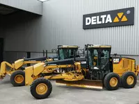 Грейдер Caterpillar 120М