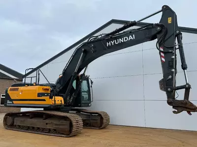   Гусеничные экскаватор Hyundai HX300AL