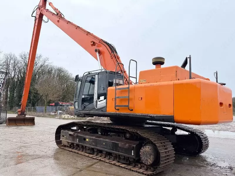  Гусеничные экскаватор Hitachi ZX470LCH-3 - 24 м - 