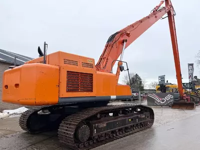 Гусеничные экскаватор Hitachi ZX470LCH-3 - 24 м