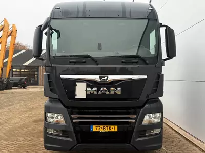   Тягач MAN TGX 18.460 XLX