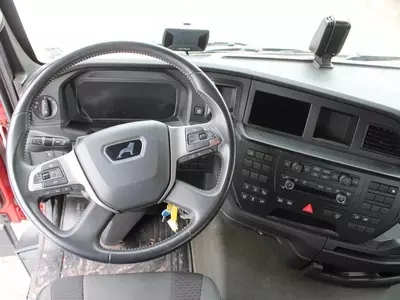  Контейнеровоз MAN TGS 26.480 Fresh online©️