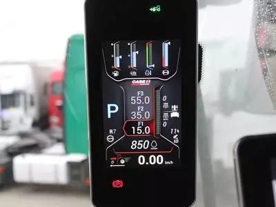 G‘ildirakli traktor Case IH Optum 270