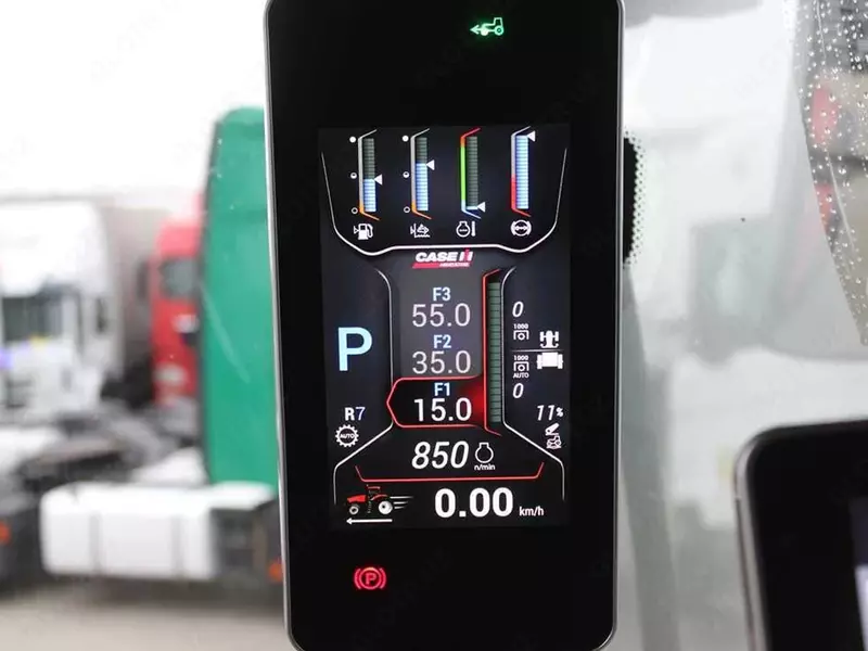  G‘ildirakli traktor Case IH Optum 270 Traktorlar