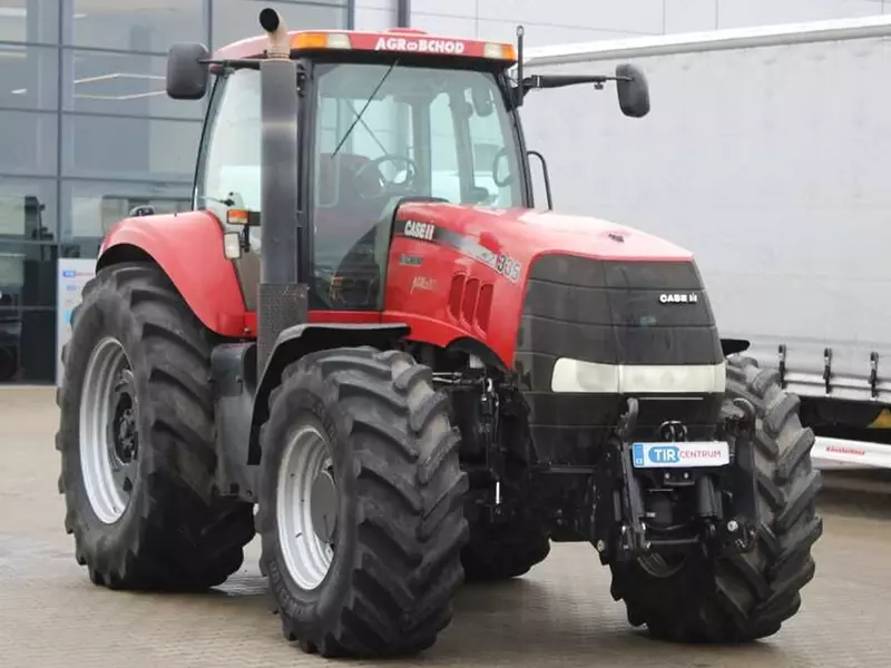 Трактор колесный Case IH 335