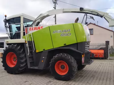  Кормоуборочные комбайн Claas JAGUAR 850 - 
