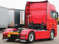  Тягач Scania R560 Только в розницу