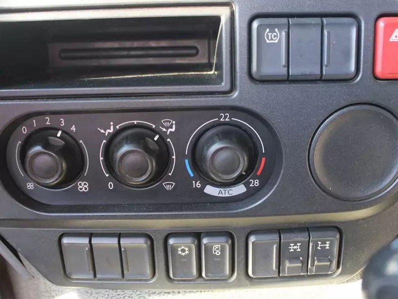  DAF CF 440 Three-WAY avtosamosvali - Samosvallar