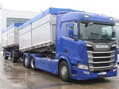   Самосвал Scania R450 6X2