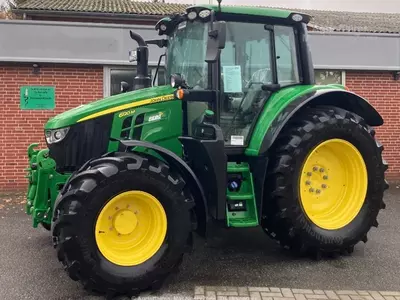  Трактор колесный John Deere 6120M MIT KABINE Chakana savdo