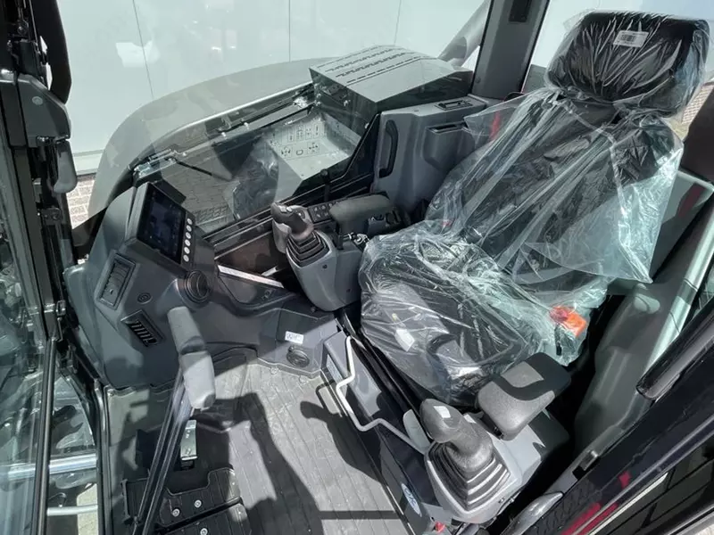  Yanmar SV100-7 2-PB gusenitsali ekskavatorlari - Ekskovatorlar