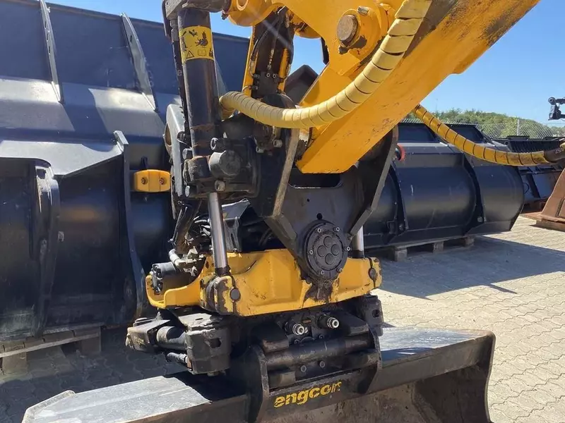  Экскаваторы-погрузчики JCB 4CX Fresh online©️