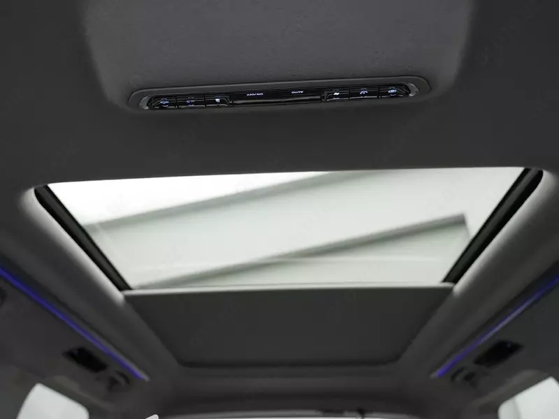  Пассажирские микроавтобус Maxus MIFA 9 (ЭЛЕКТРО)  - Fresh online©️