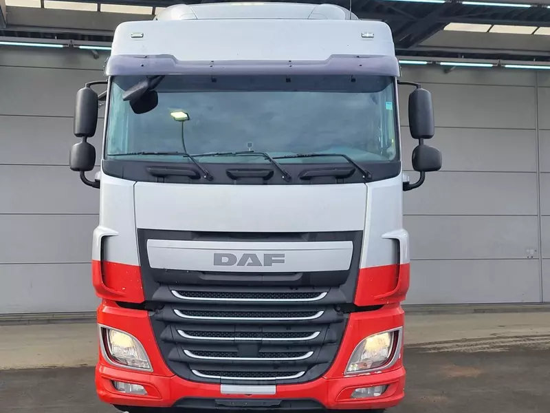   Тягач DAF XF 460 4X2