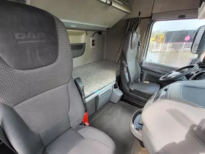 Тягач DAF XF 460 4X2