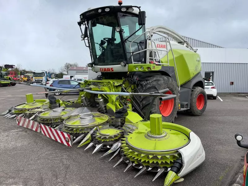 Кормоуборочный комбайн Claas JAGUAR 870
