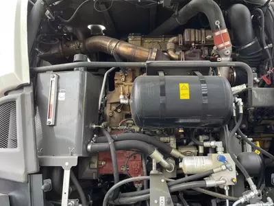 Кормоуборочный комбайн Claas JAGUAR 870