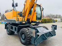   Колесный экскаватор Hyundai ROBEX 210W-9