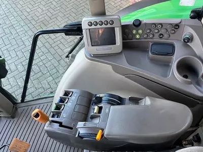 Трактор колесный John Deere 7530 Premium