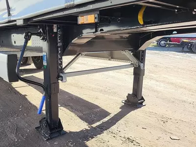 Шторный (тентовый) полуприцеп Krone SD