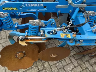 Культиватор для стерни Lemken Rubin 10/300 U