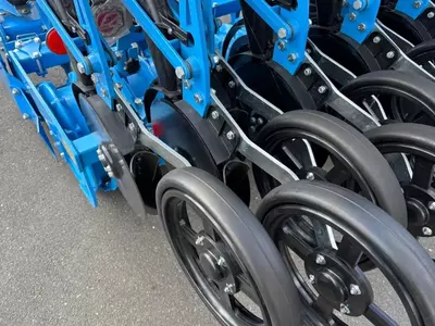 Комбинированная сеялка Lemken Saphir 9/300 + Zirkon 12/300