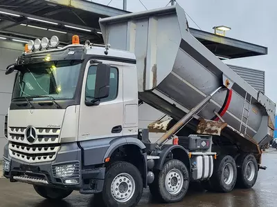 Самосвал Mercedes Arocs 4151 8X4 CA85
