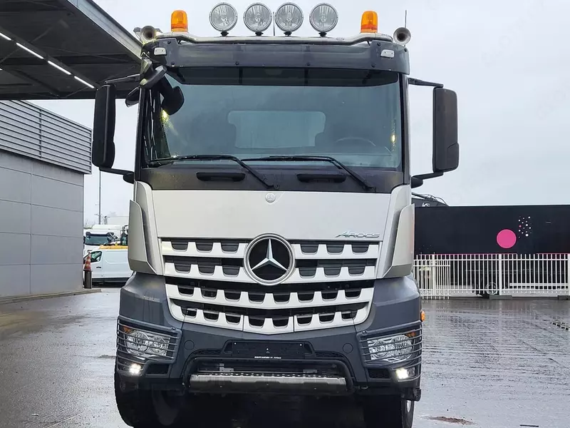   Самосвал Mercedes Arocs 4151 8X4 CA85