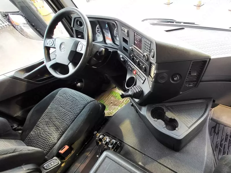  Самосвал Mercedes Arocs 4151 8X4 CA85 - Fresh online©️