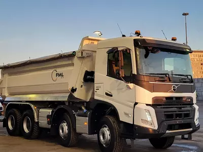  Самосвал Volvo FMX 460 8X4 Wielton Только в розницу