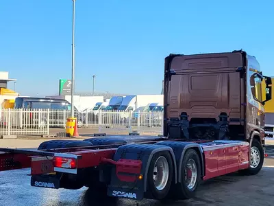 Шасси грузовика Scania R730 6X2