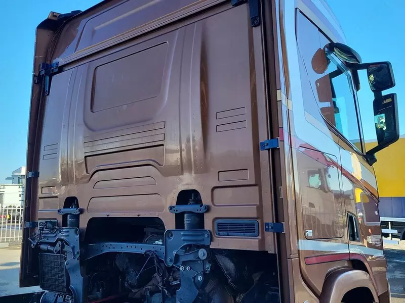 Шасси грузовика Scania R730 6X2