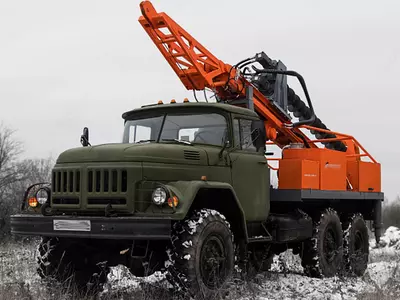 BKM-307 burg‘ilash-kran mashinasi