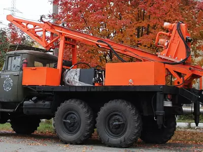   BKM-307 burg‘ilash-kran mashinasi