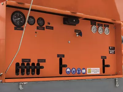 Бурильно-крановая машина БКМ-307