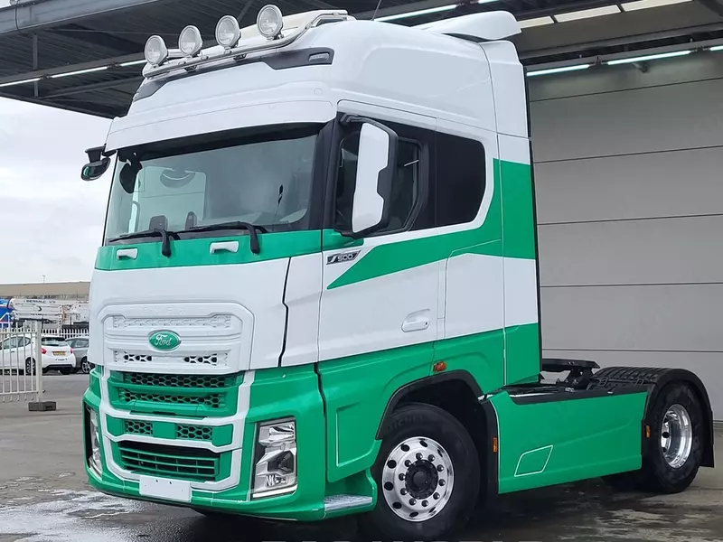 Тягач Ford F-Max 500 4X2