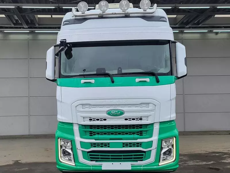 Тягач Ford F-Max 500 4X2