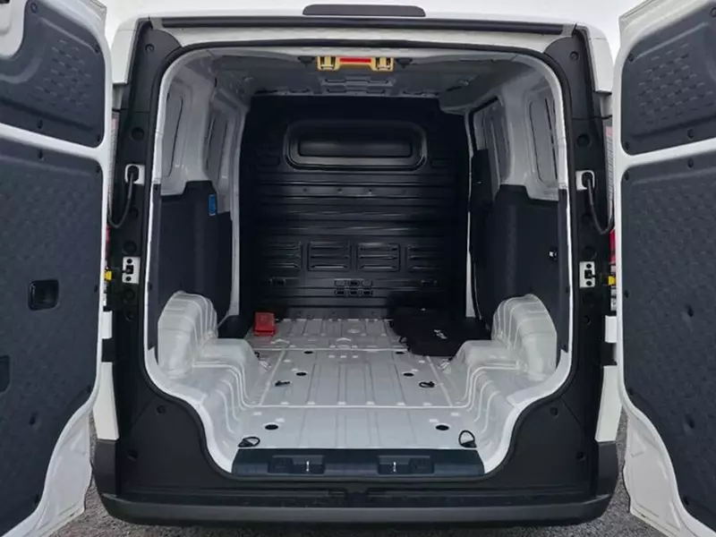 Электрический фургон Kia PV5 Earth