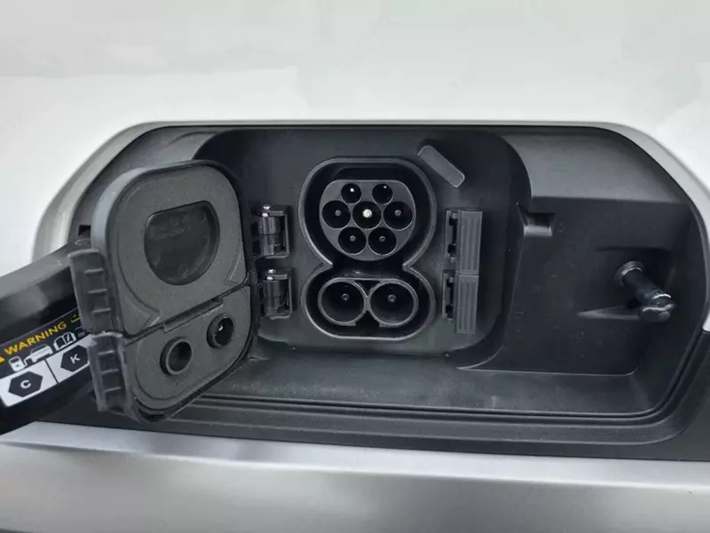 Электрический фургон Kia PV5 Earth