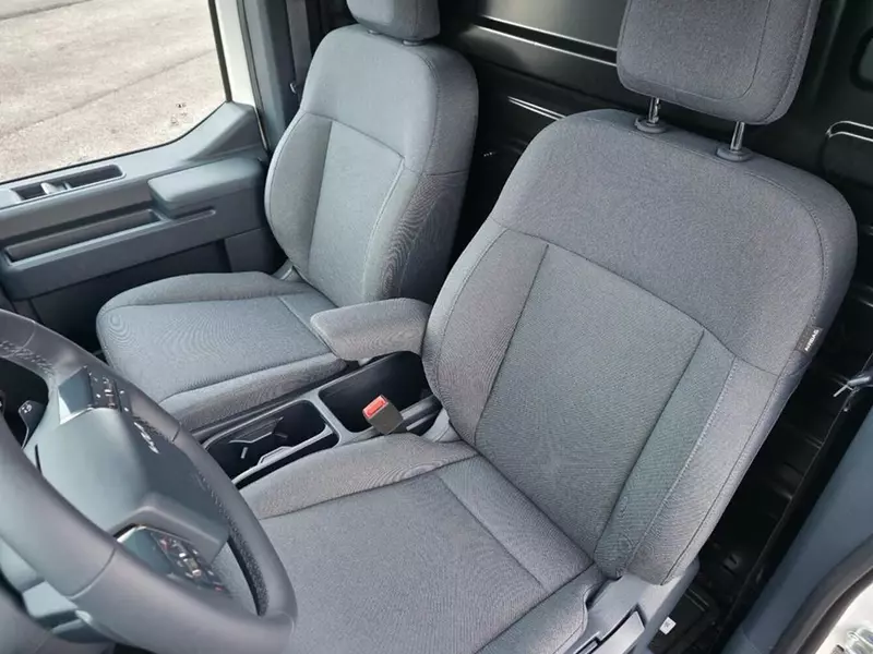 Электрический фургон Kia PV5 Earth