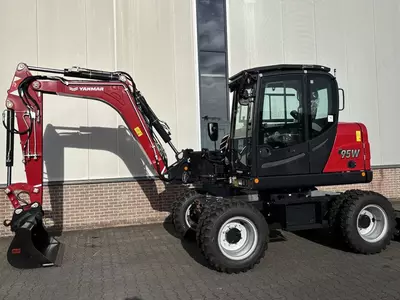 Колесные экскаватор Yanmar B95W