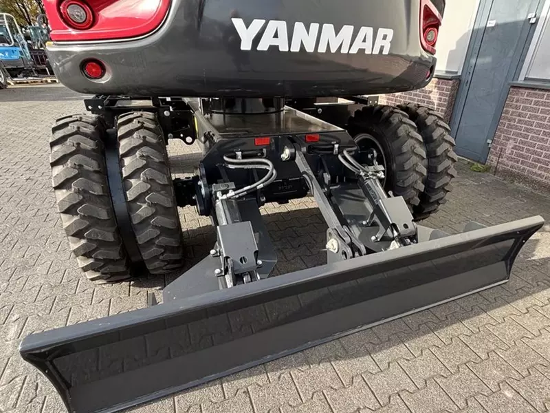 Колесные экскаватор Yanmar B95W