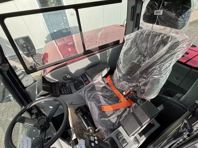 Колесные экскаватор Yanmar B95W
