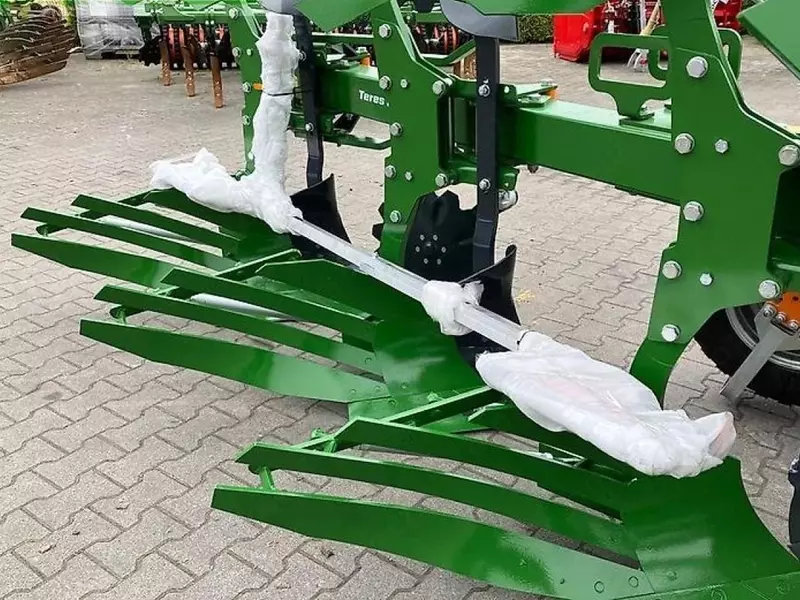 Плуг Amazone teres 300 v 5+0