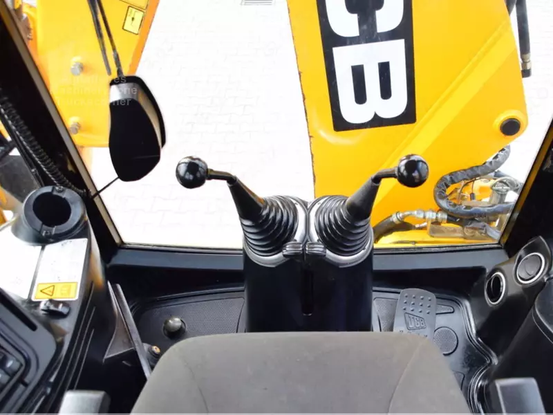 JCB 3CX Sitemaster TURBO ekskavator-yuklagichlari