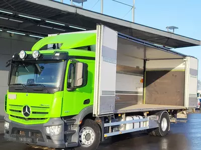 Mercedes Antos 1827 4X2 yuk mashinasi